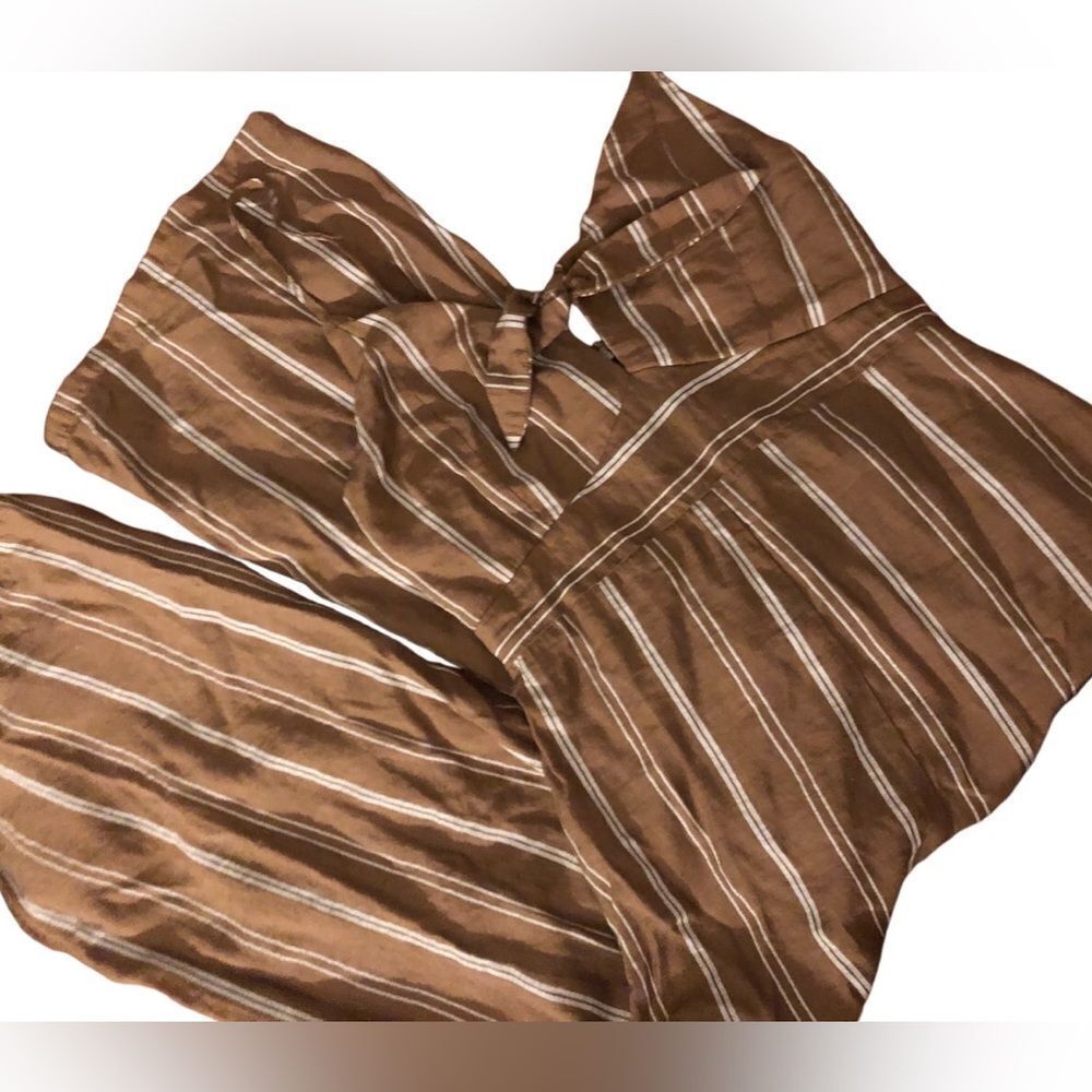 Lunik pinstripe brown jumpsuit with 3/4 length pants size Medium